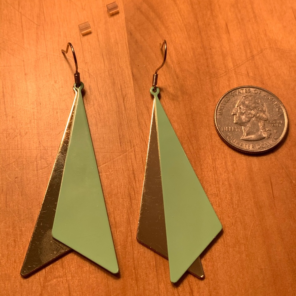Geometric dangle earrings - Picture 3 of 4